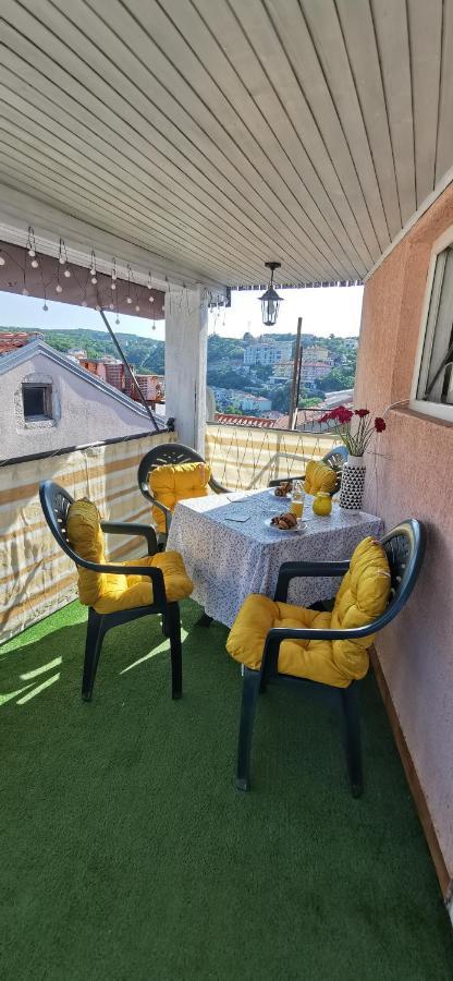 Vacation Home Kovachnica Vrbnik Eksteriør billede
